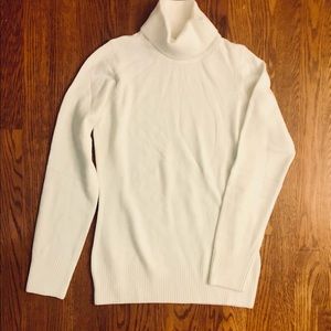 White Turtleneck SM